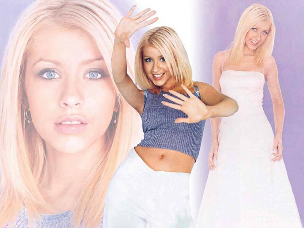 Christina Aguilera  34