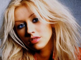 Christina Aguilera 84