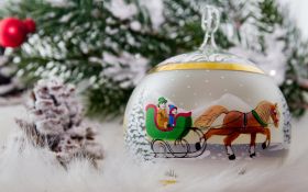 Swieta, Boze Narodzenie, Christmas 2112 Snieg, Swierk, Biala Bombka Ozdobna