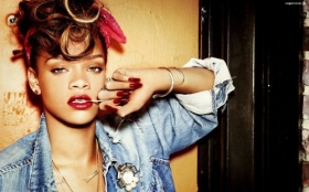 Rihanna 109