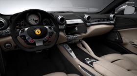 Ferrari GTC4Lusso 006