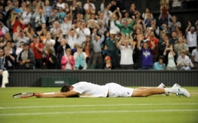 Tenis 1440x900 028 Wimbledon 2012 Lukas Rosol