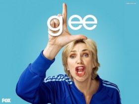 Glee 014 Jane Lynch