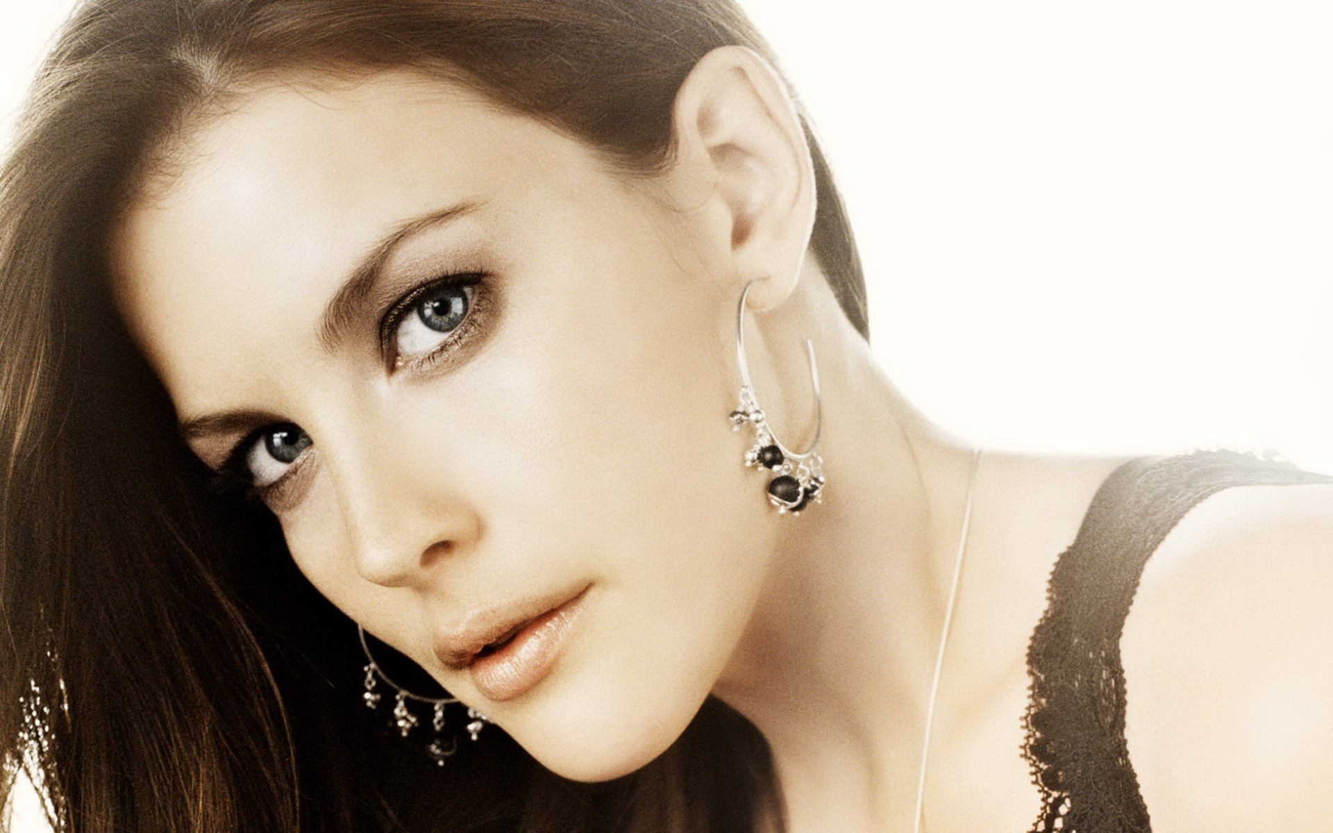 Liv Tyler 38