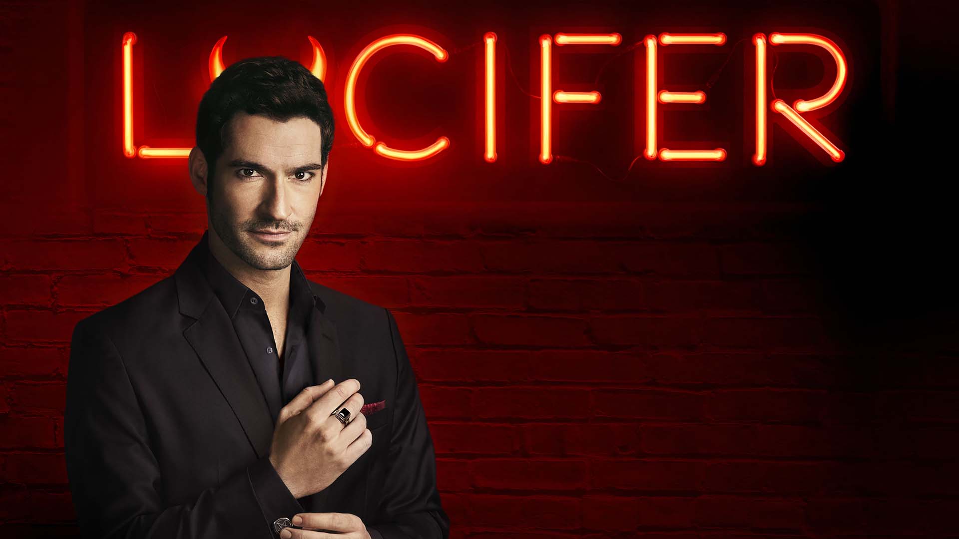 Lucyfer 002 Tom Ellis jako Lucifer Morningstar