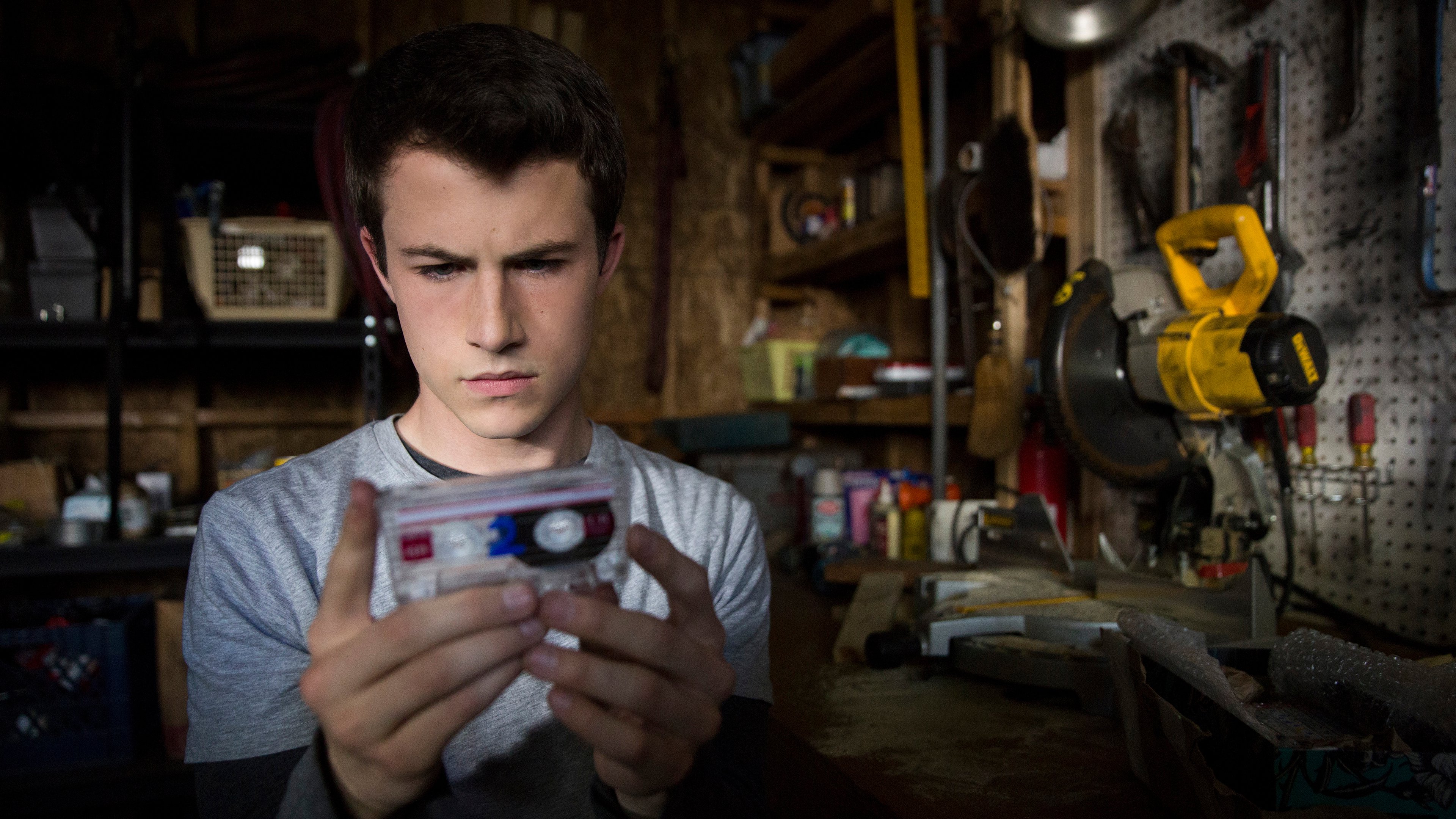 Trzynascie powodow (2017) Thirteen Reasons Why 006 Dylan Minnette jako Clay Jensen