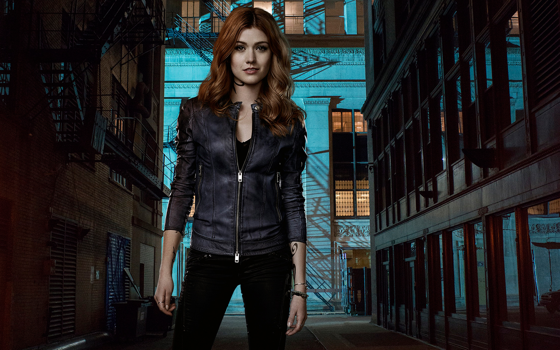 Shadowhunters (2016) TV 015 Katherine McNamara jako Clary Fray