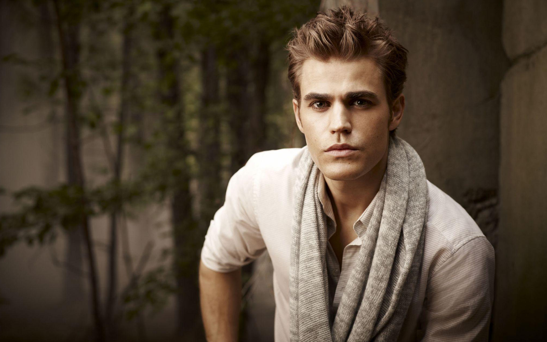 Paul Wesley 015