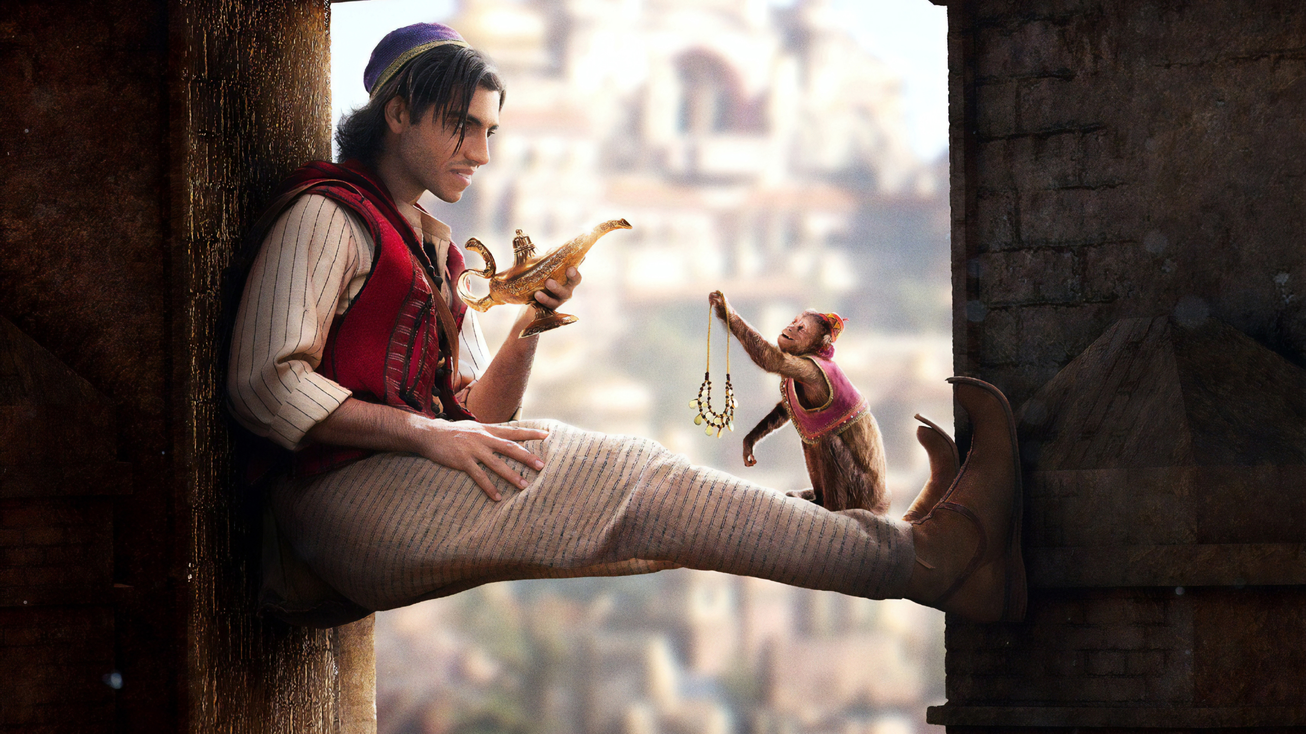 Aladyn (2019) Aladdin 024 Mena Massoud jako Aladyn