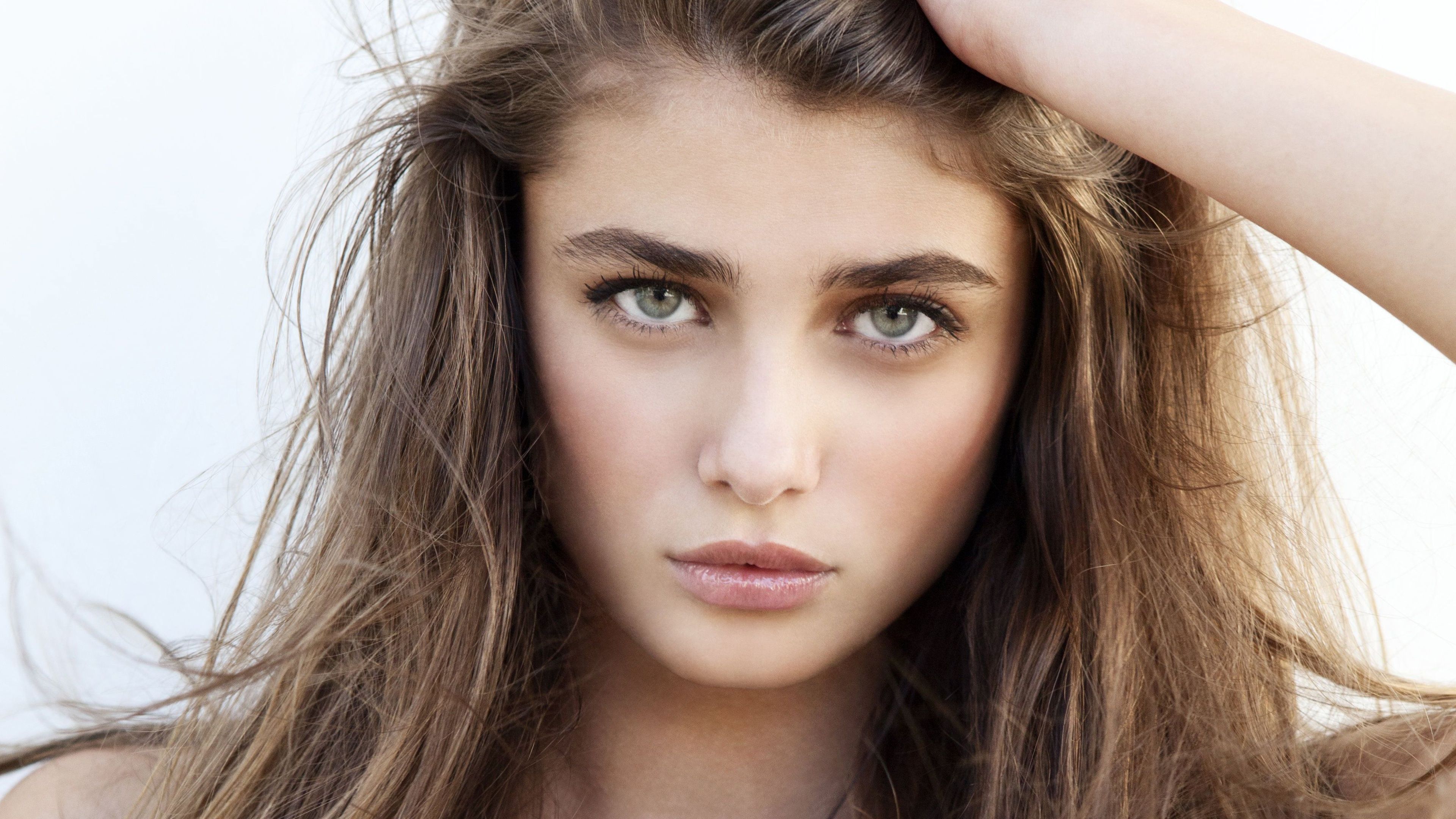 Taylor Hill 013 2018