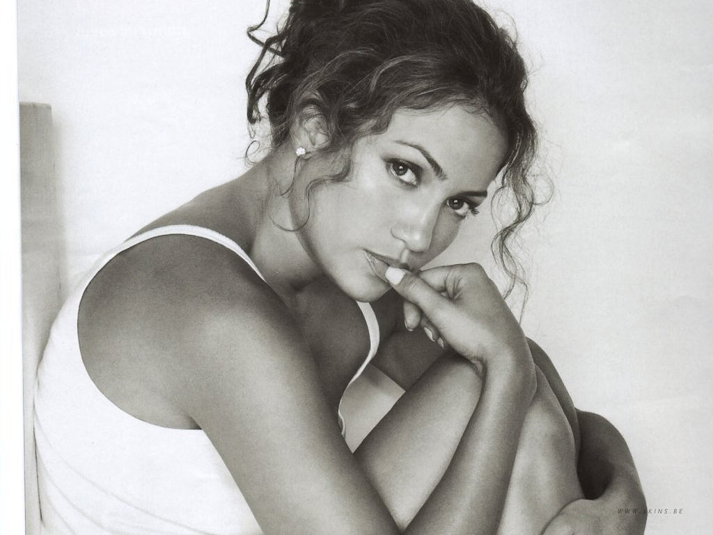 Jennifer Lopez (62)