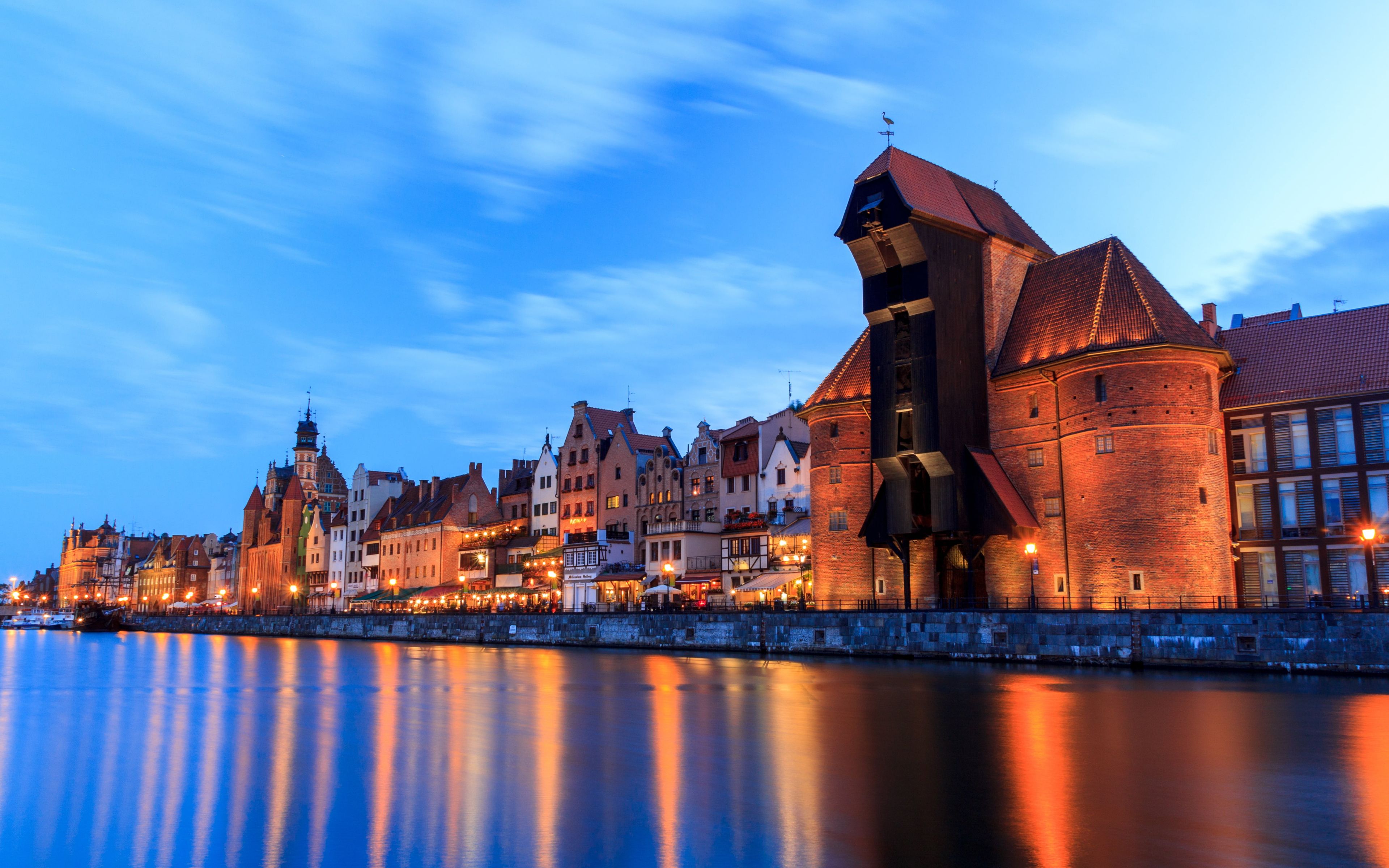 Gdansk 014 Polska, Stary Zuraw Portowy, Rzeka Motlawa, Wieczor