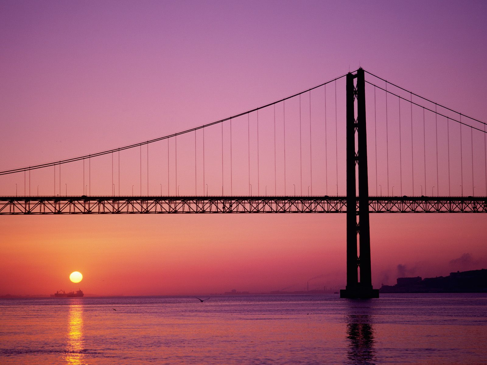 Ponte 25 de Abril, Lisbon, Portugal