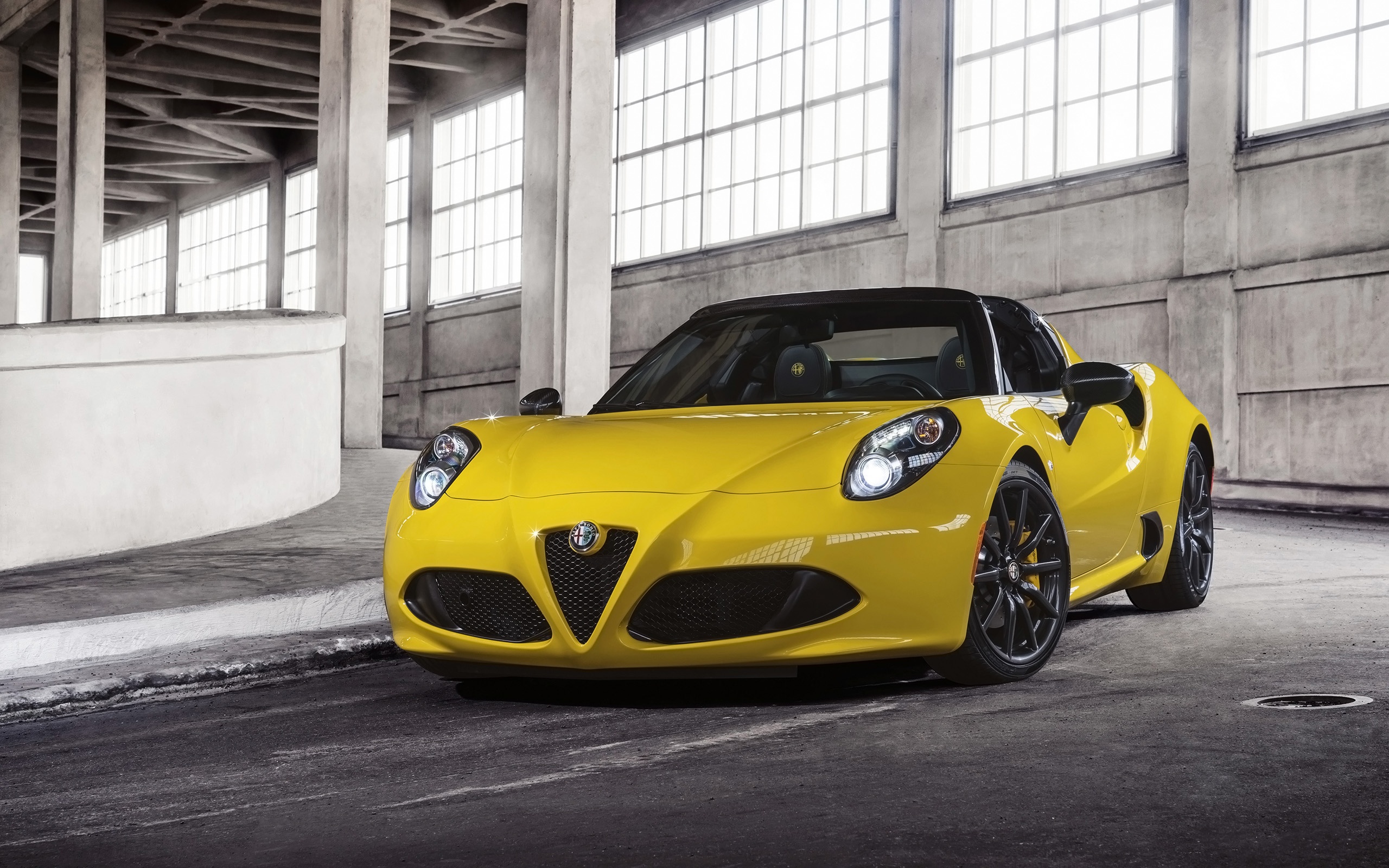 Alfa Romeo 4C Spider 004