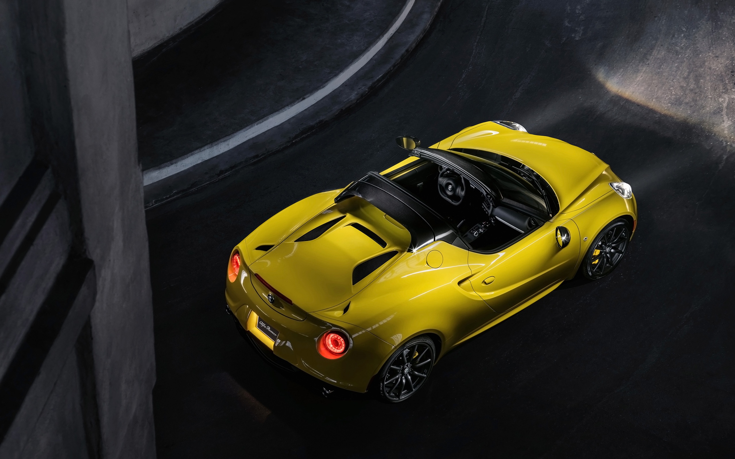 Alfa Romeo 4C Spider 008