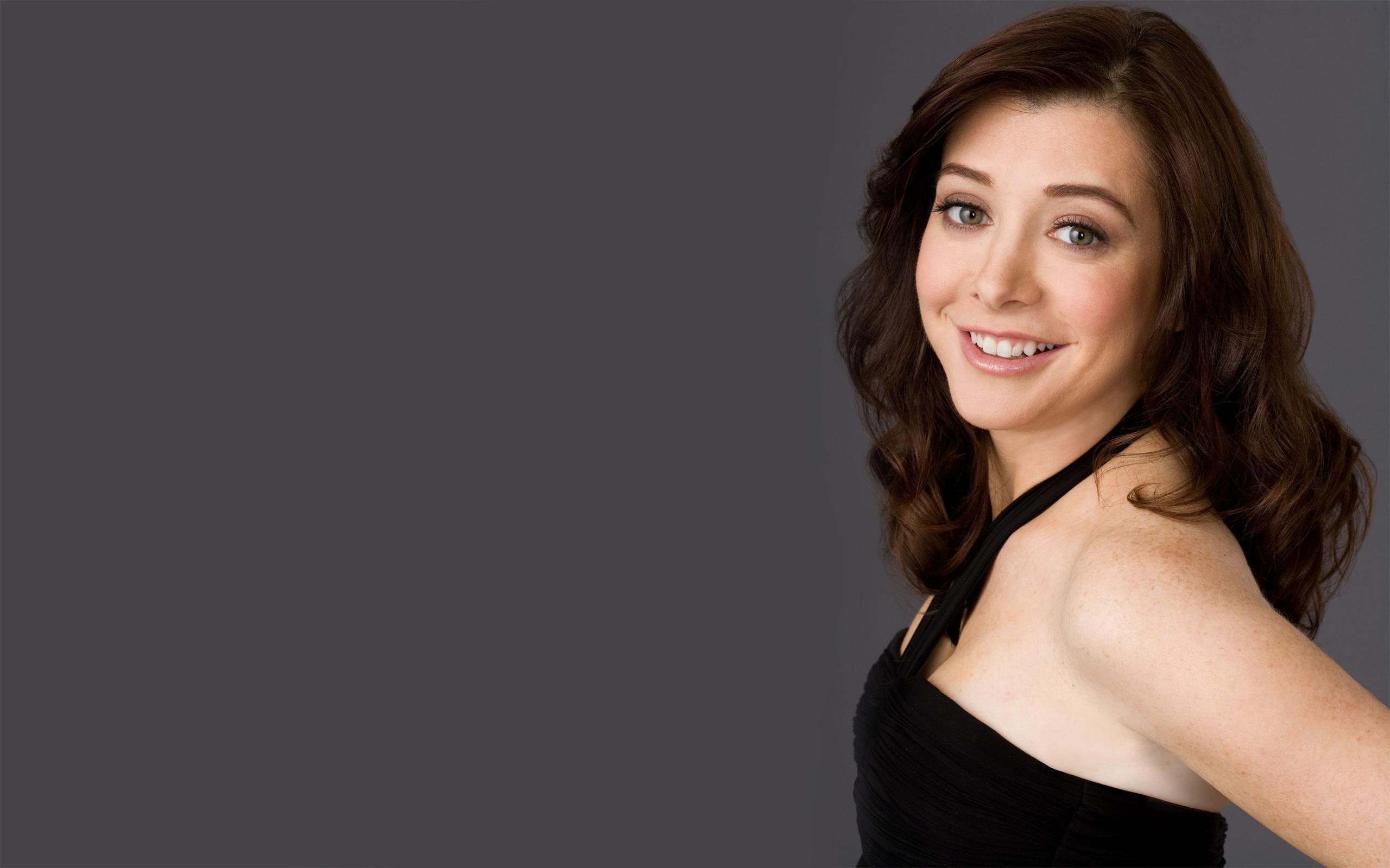 Alyson Hannigan 31