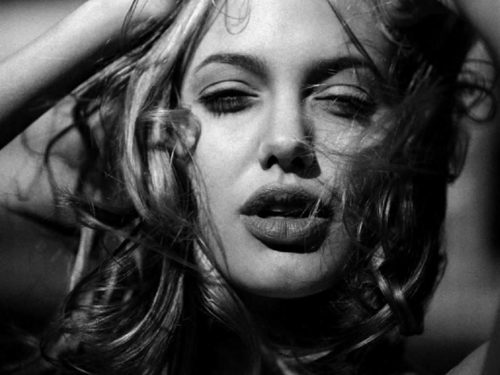 Angelina Jolie 115