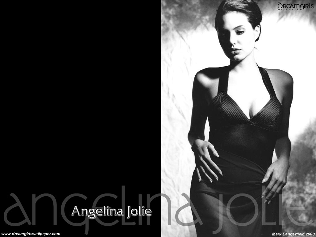 Angelina Jolie 24