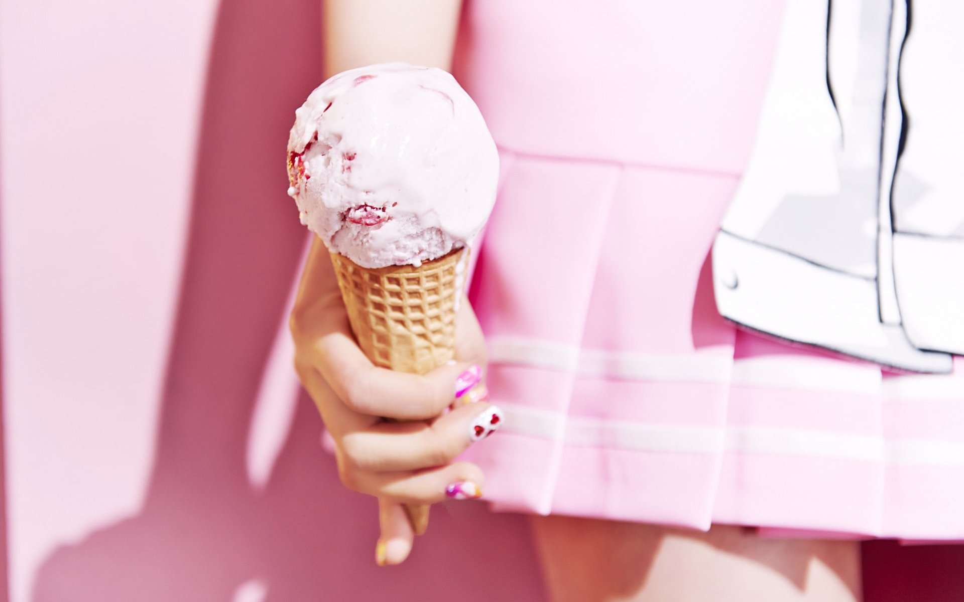 Lody 096 Asian, Ice Cream