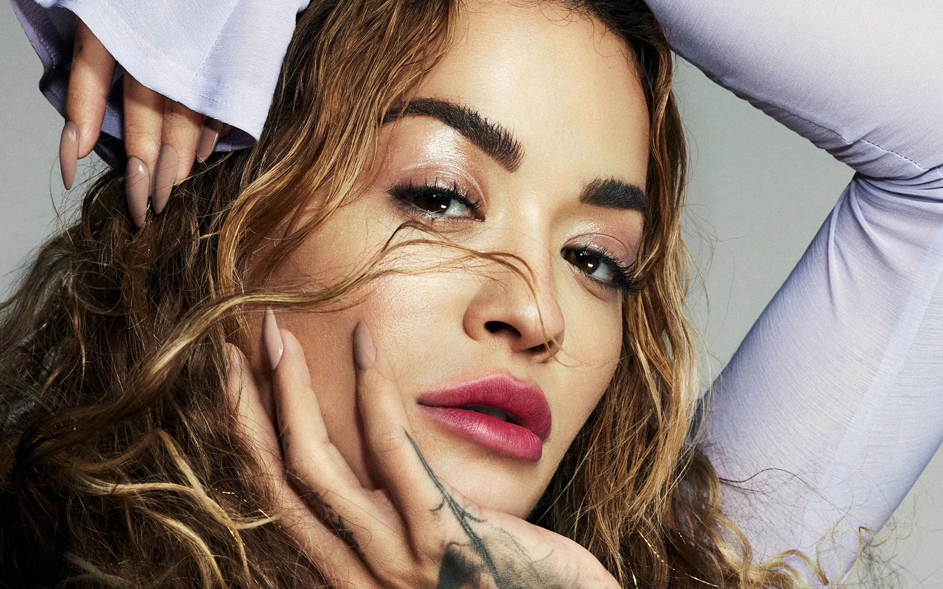 Rita Ora 070 Glamour 2023