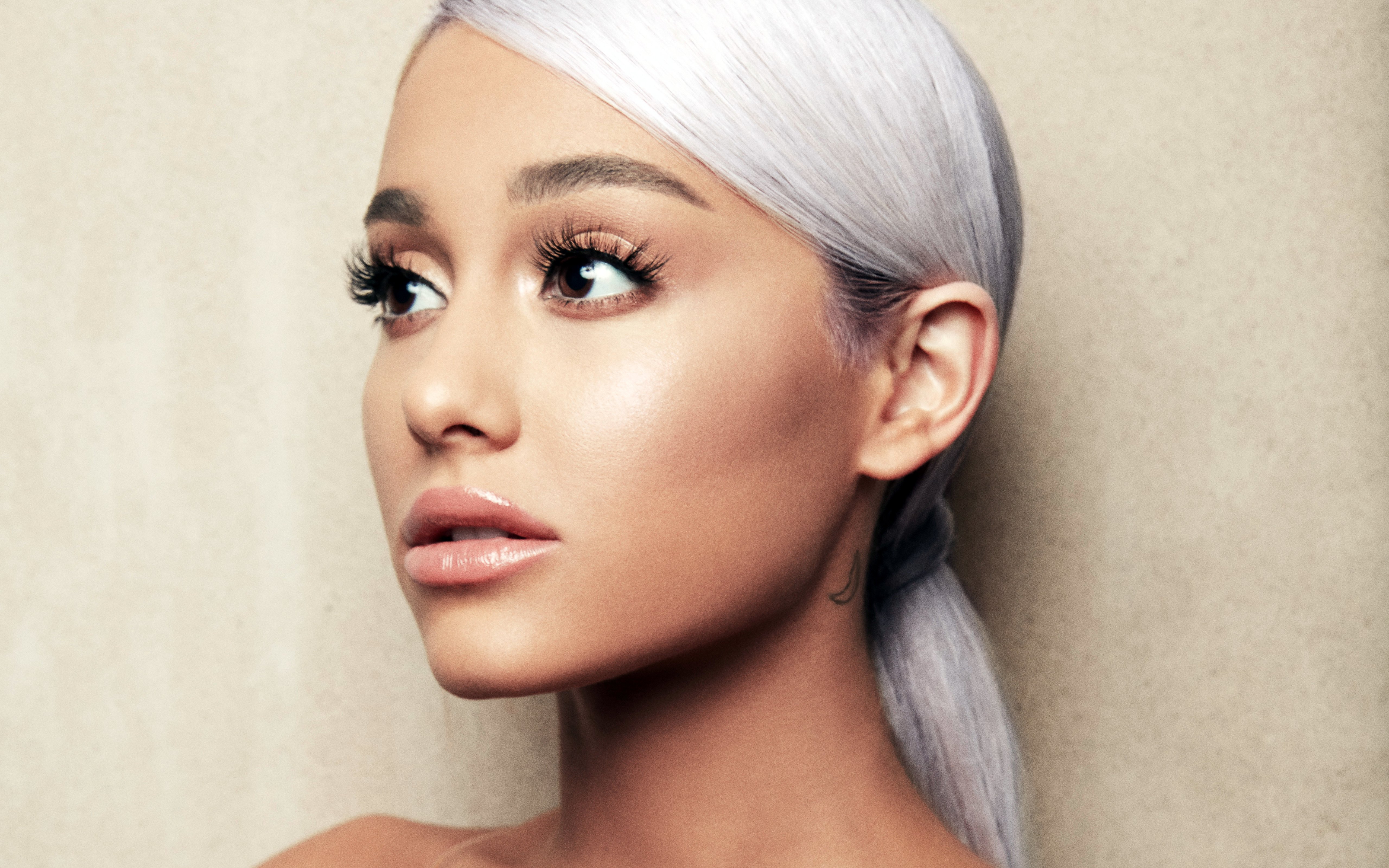 Ariana Grande 007 Tapety Na Pulpit