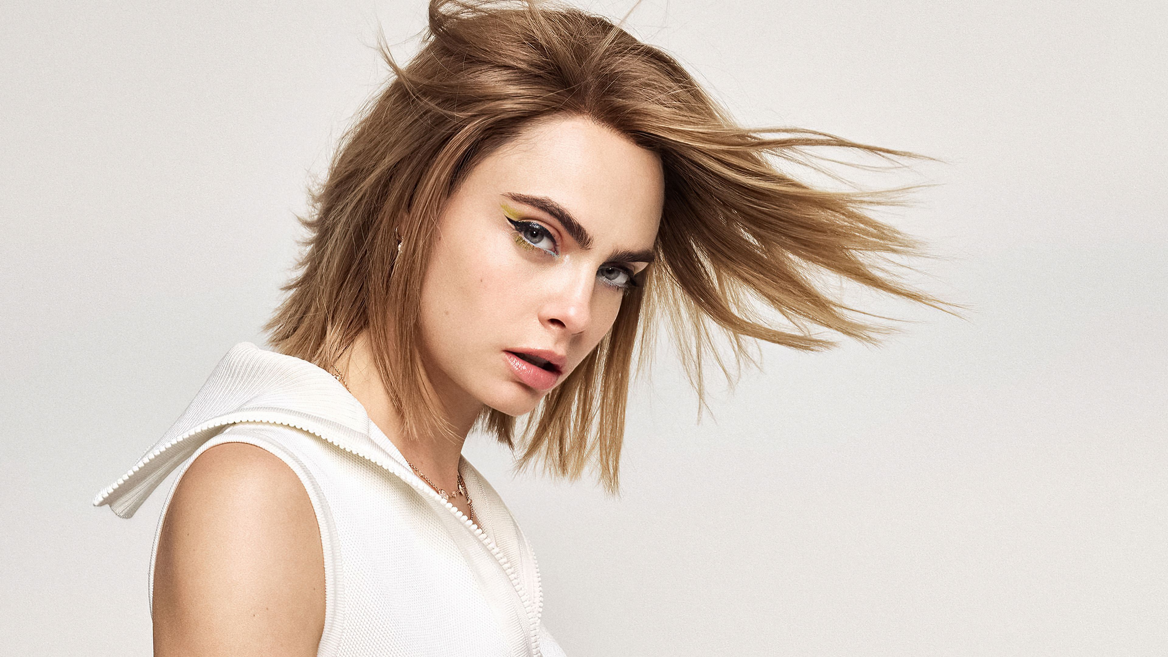 Cara Delevingne 046 Harpers Bazaar Uk 2022