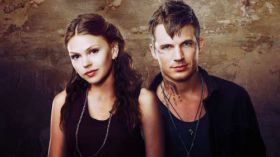 Przeznaczeni, Star-Crossed 009 Aimee Teegarden, Emery Whitehill, Matt Lanter, Roman