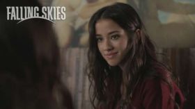 Wrogie Niebo, Falling Skies 007 Seychelle Gabriel, Lourdes Delgado