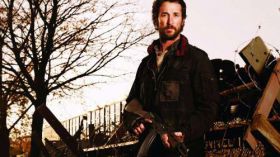 Wrogie Niebo, Falling Skies 008 Noah Wyle, Tom Mason