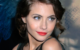 Willa Holland 008