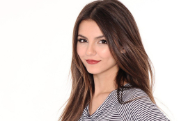 Victoria Justice 003