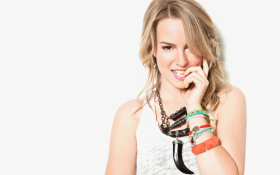 Bridgit Mendler 020