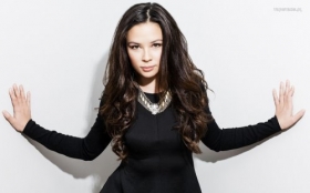 Malese Jow 007