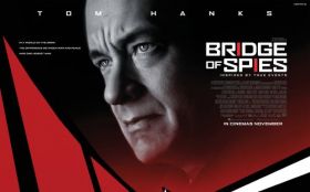 Most szpiegow (2015) Bridge of Spies 001 Tom Hanks jako James B. Donovan