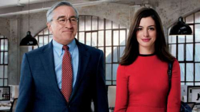 Praktykant (2015) The Intern 001 Robert De Niro, Anne Hathaway