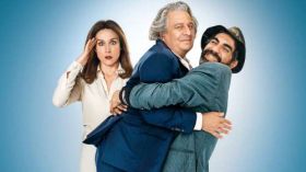 Czym chata bogata! (2017) A bras ouverts 001 Elsa Zylberstein jako Daphne Fougerole, Christian Clavier jako Jean-Etienne Fougerole, Ary Abittan jako Babik