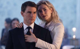 Mission Impossible Dead Reckoning Part One (2023) 002 Tom Cruise jako Ethan Hunt, Vanessa Kirby jako Biala Wdowa