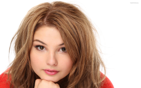 Stefanie Scott 012