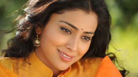 Shriya Saran 004