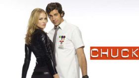 Chuck 004 Yvonne Strahovski, Sarah Walker, Zachary Levi, Chuck Bartowski