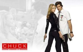 Chuck 005 Yvonne Strahovski, Sarah Walker, Zachary Levi, Chuck Bartowski