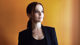 Zoey Deutch 023