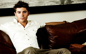 Zac Efron 001