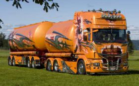 Samochod ciezarowy Scania 016