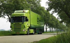 Samochod ciezarowy Scania 023 R500