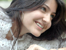 Anushka Sharma 018