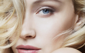 Sarah Gadon 014