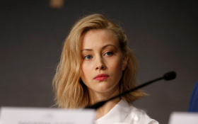 Sarah Gadon 026