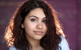 Alessia Cara 015