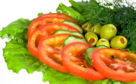 Salatka 010 Pomidory, Oliwki, Salata